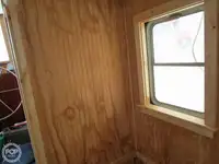 Tàu kéo lưới để bán