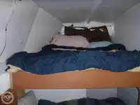 Tàu kéo lưới để bán