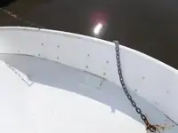 Tàu kéo lưới để bán