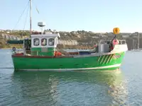 Tàu chở khách để bán