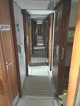 Sà lan chở người để bán