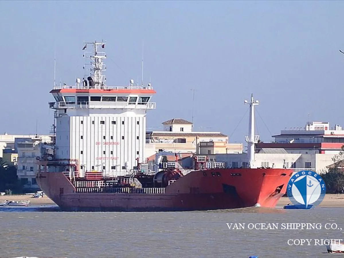 Tàu chở dầu/hóa chất để bán