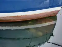 Tàu dẫn đường để bán