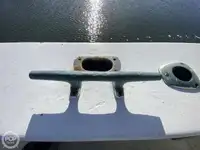 Tàu kéo lưới để bán