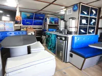 Tàu nghiên cứu để bán