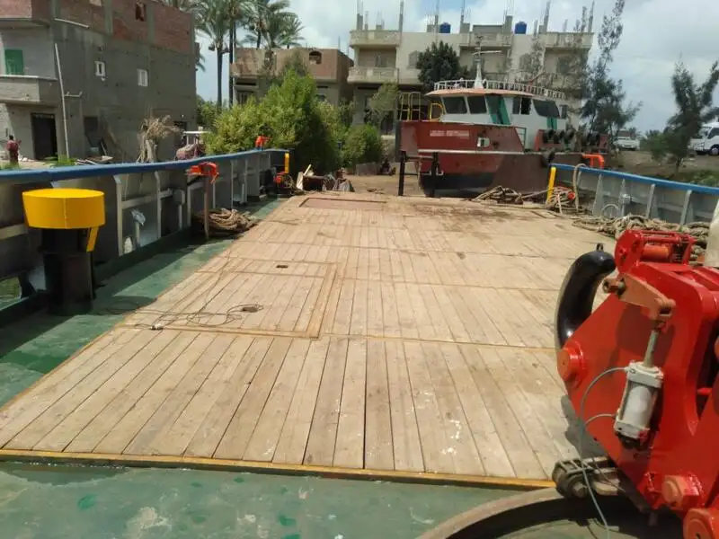 Tàu cung cấp để bán