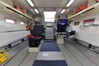 Tàu cứu hộ để bán