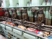 Tàu lưới vây để bán