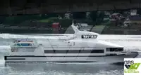 Tàu chở khách để bán