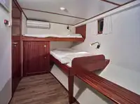 Khách sạn nổi để bán