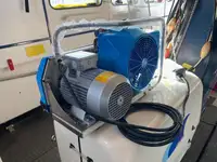 Tàu kéo để bán