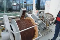 Tàu container để bán
