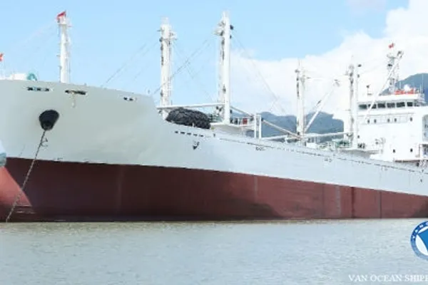 Reefer ship for sale