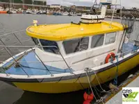 Tàu chở thủy thủ đoàn để bán