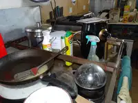 Tàu làm việc để bán