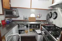 Sà lan để bán