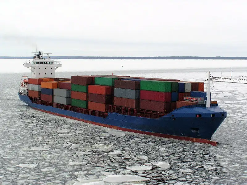 Tàu container để bán