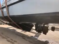 Tàu khảo sát để bán
