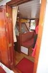 Tàu du lịch để bán