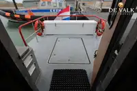 Tàu chở thủy thủ đoàn để bán
