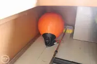 Tàu chế biến cá để bán