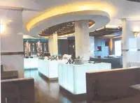 Tàu du lịch để bán