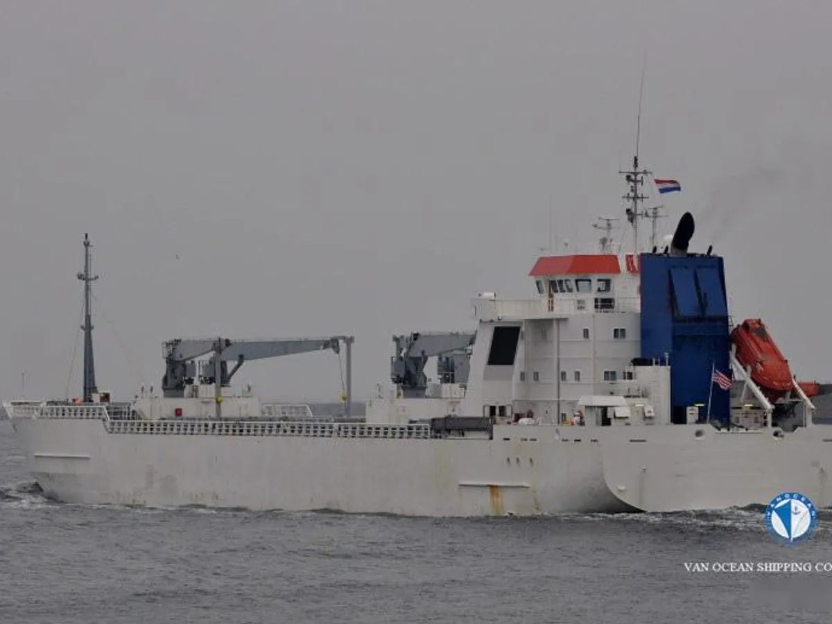 Tàu lạnh để bán