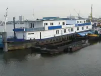 Sà lan để bán