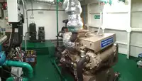 Tàu đổ bộ, chở hàng để bán