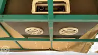 Tàu container để bán