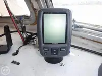 Tàu kéo lưới để bán