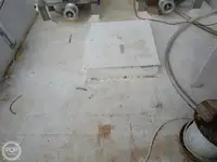 Tàu kéo lưới để bán