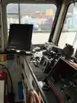 Tàu kéo để bán
