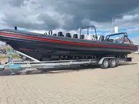 Tàu container để bán