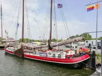 Tàu chở hàng rời để bán