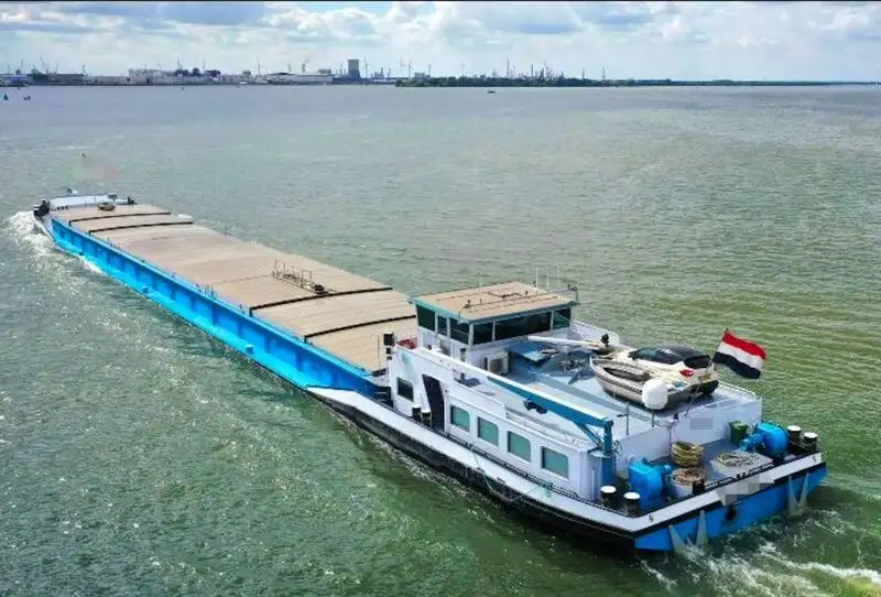 Sà lan để bán