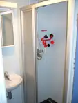 Tàu khảo sát để bán