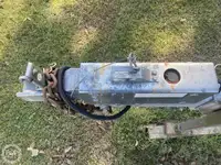Tàu kéo lưới để bán