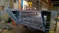 Tàu đổ bộ, chở hàng để bán