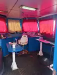 Tàu làm việc để bán