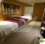 Tàu du lịch để bán