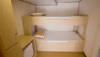 Tàu khảo sát để bán