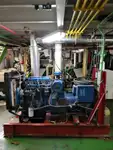 Tàu làm việc để bán