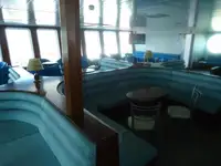 Tàu phà rao bán