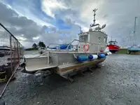 Tàu tuần tra để bán