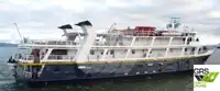 Tàu du lịch để bán