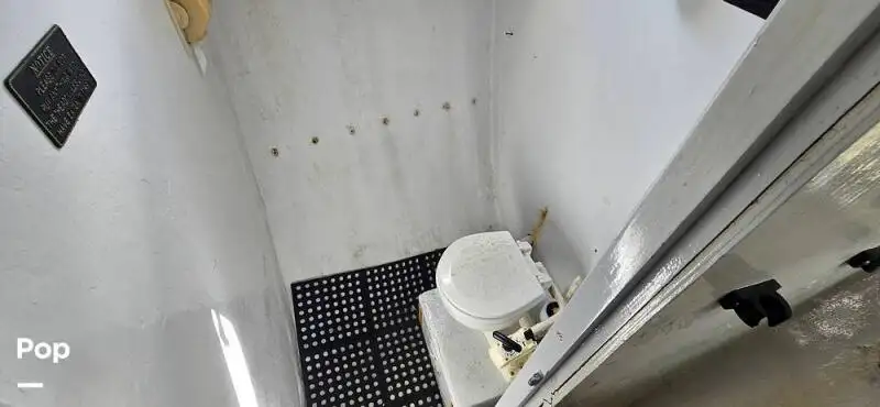 Tàu hỗ trợ lặn để bán