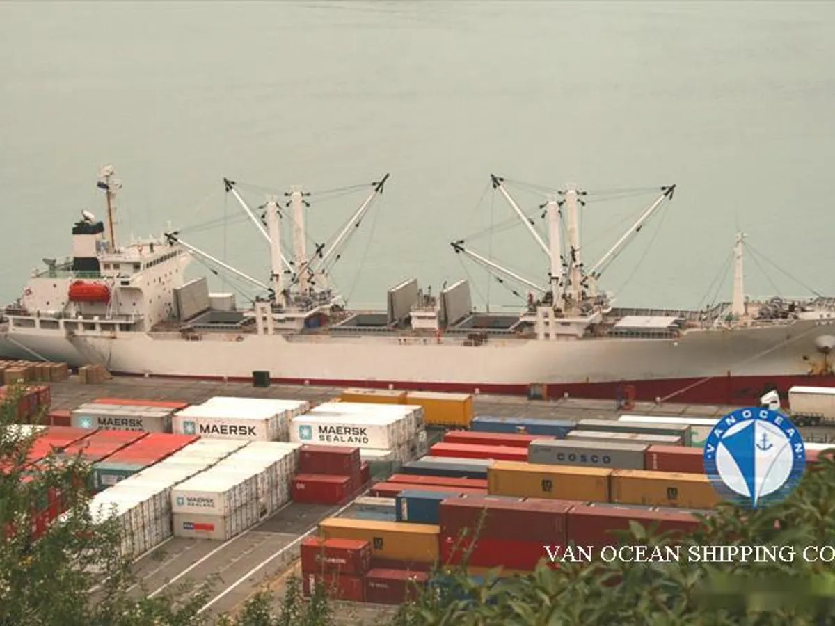 Tàu lạnh để bán