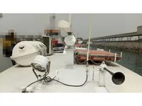 Tàu làm việc để bán