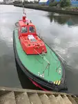Tàu dẫn đường để bán